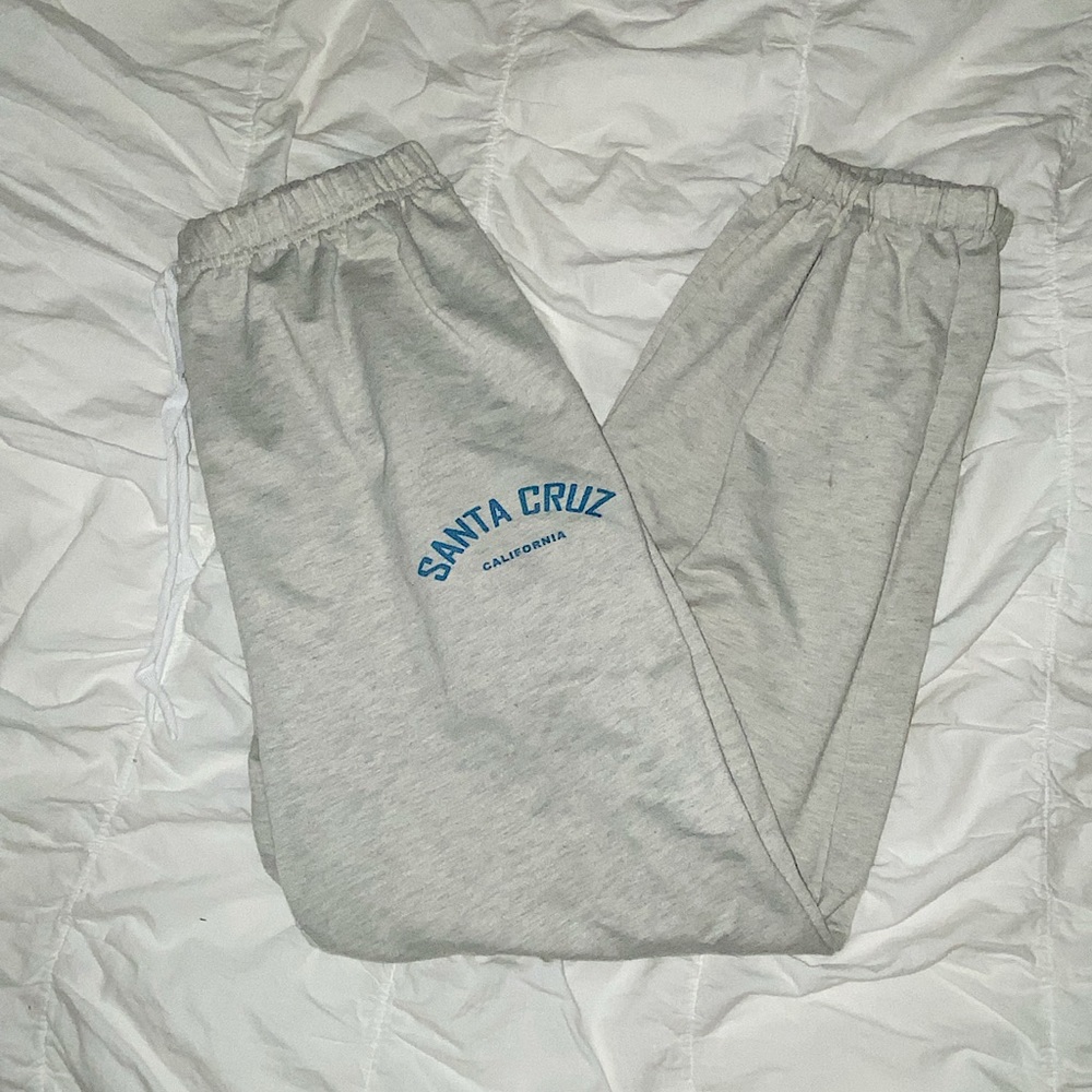 Santa Cruz Cali Sweats🌞